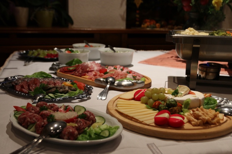 Kalte und warme Buffets / Catering